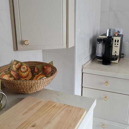 Ferienwohnung Mit Individueller Ausstattung - Jedes Zimmer Ist Anders Érfurt Exterior foto